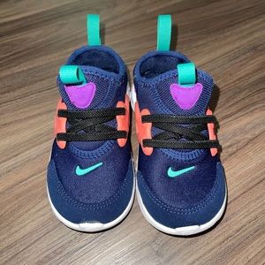 Toddler Girls Size 7C Nike Presto multi-colored sneakers
